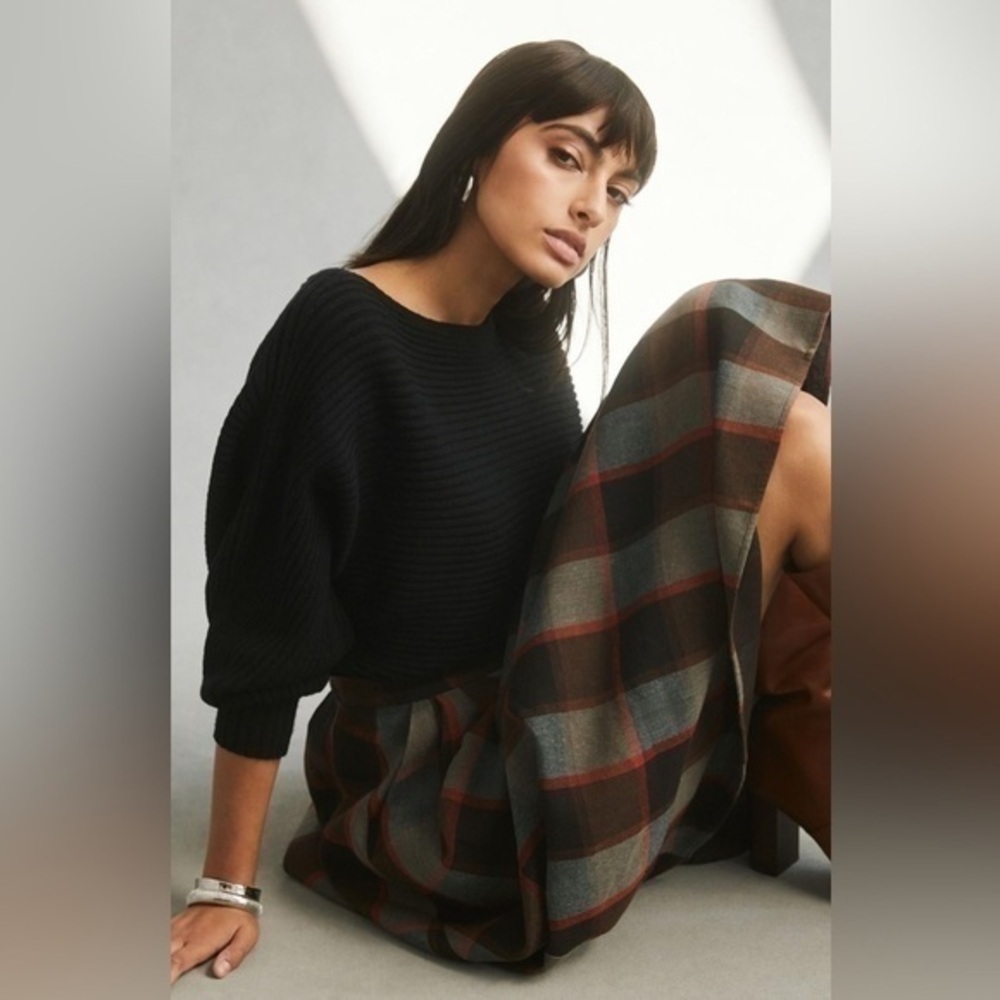 Anthropologie Kendall Cropped Ribbed Slub Sweater | Black | Boatneck